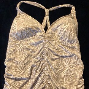 Athlete XL tankini top